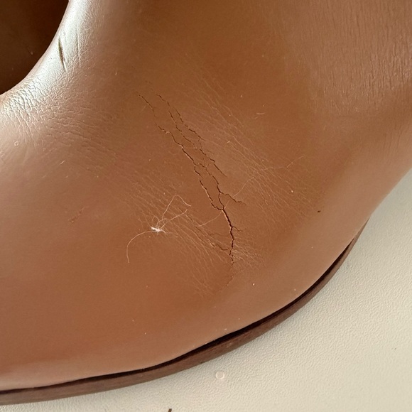 Jack Rogers Scalloped Tan Leather Ankle Booties - Picture 5 of 5